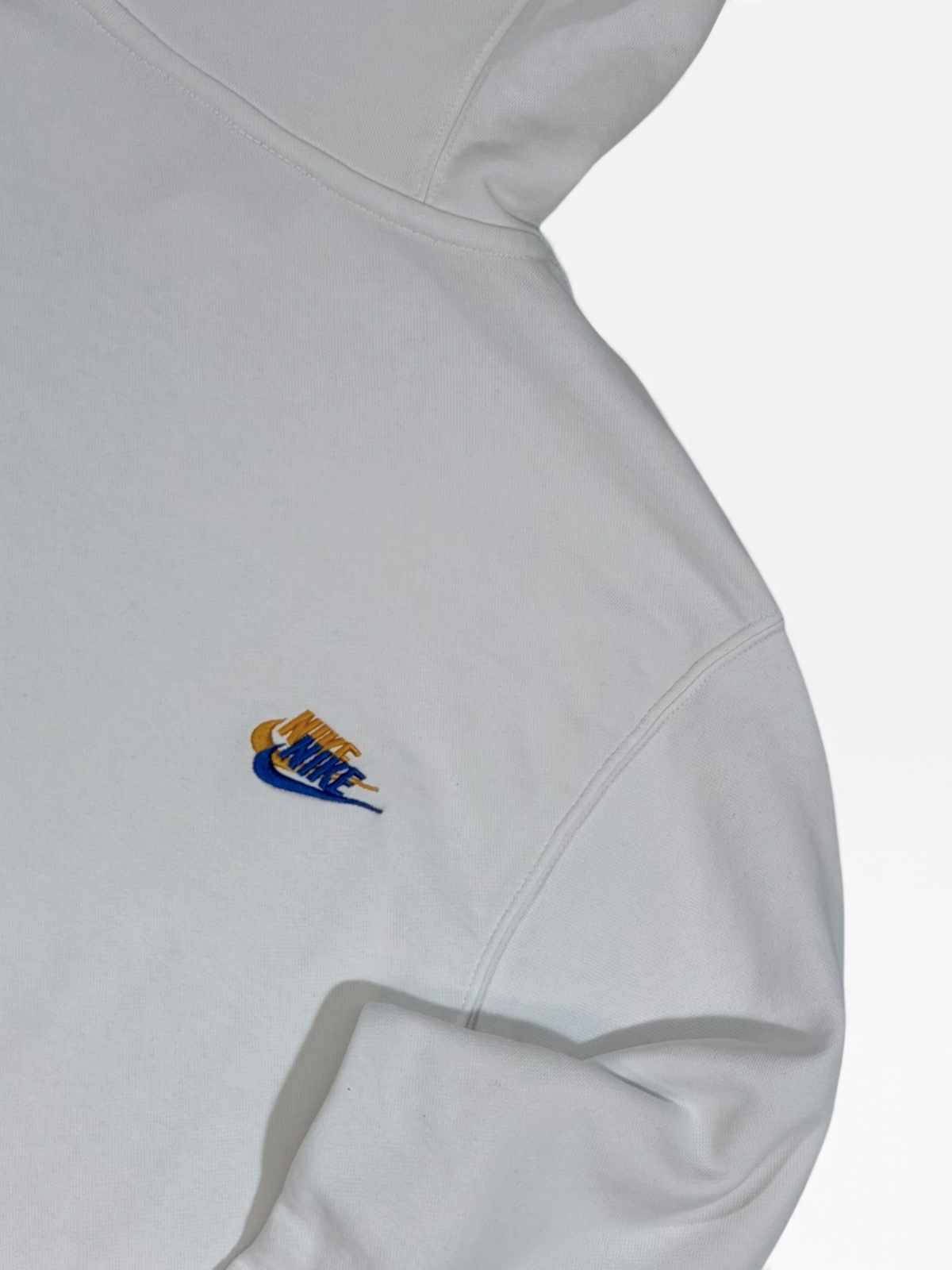 Sudadera con capucha Nike Sportswear Essentials Multi-Logo Hoodie